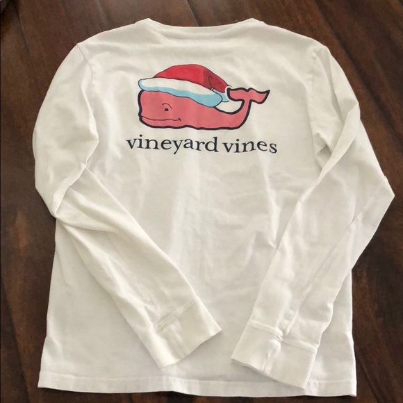 Vineyard Vines Other - Vineyard Vines Christmas Whale Long Sleeve Tee (L)